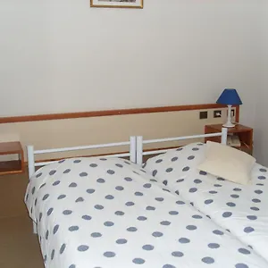 Cartusia Hotel Sarcenas